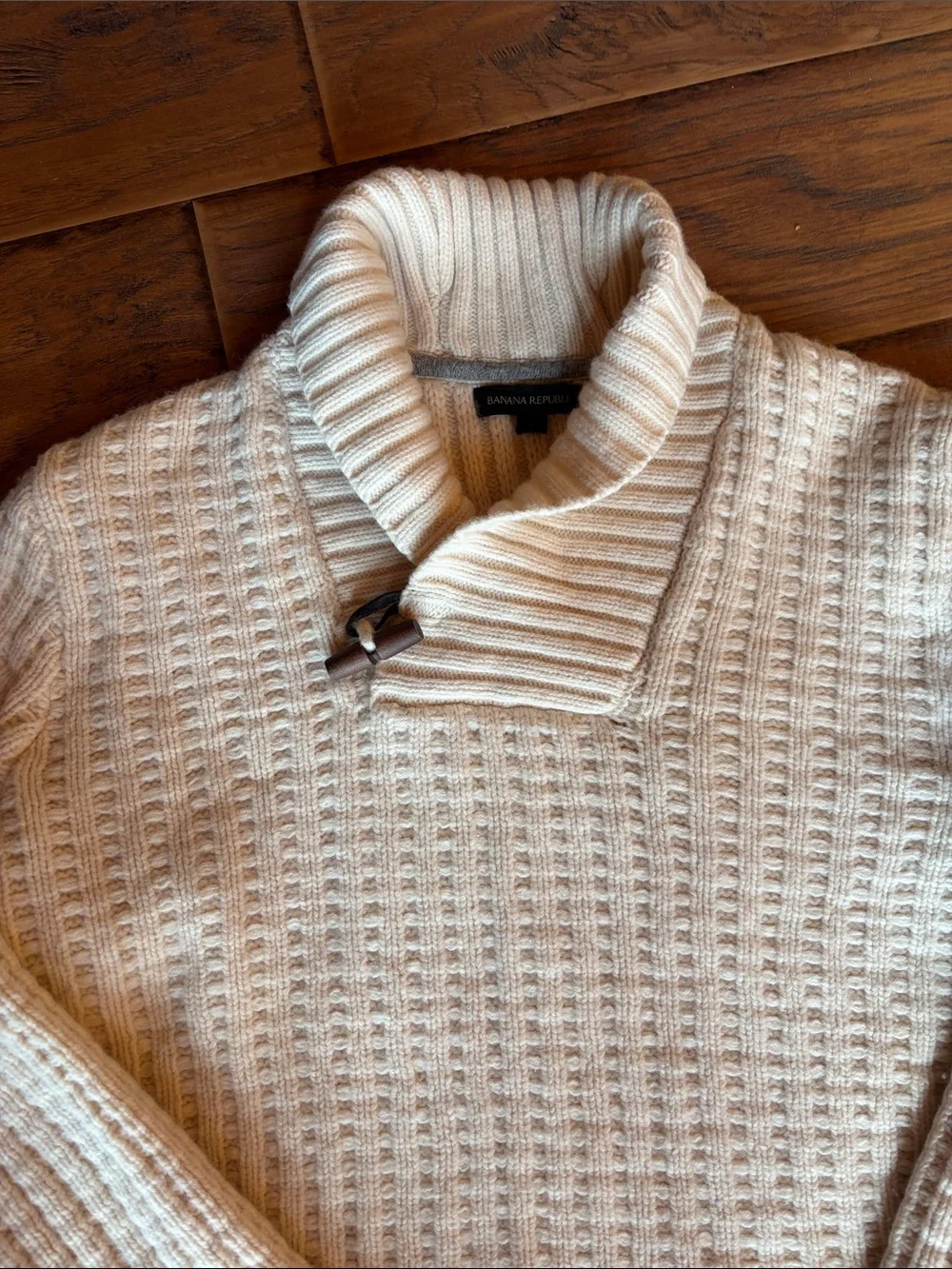 Banana Republic Men's Cream Turtleneck Toggle Sweater